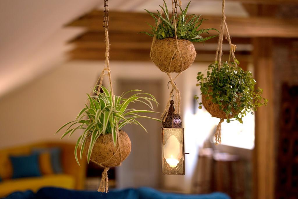 Bohemian Chic 2 Bedroom 2 Bathroom Loft With Hanging Chair * Praha