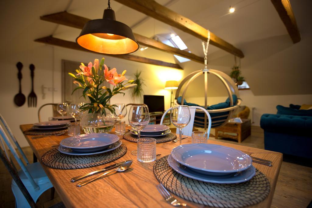Bohemian Chic 2 Bedroom 2 Bathroom Loft With Hanging Chair Apartmán *